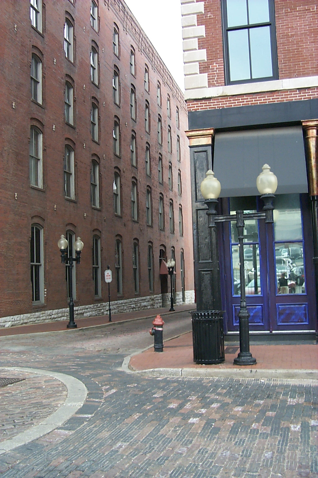 Mound Street & a Museum of the City of St. Louis